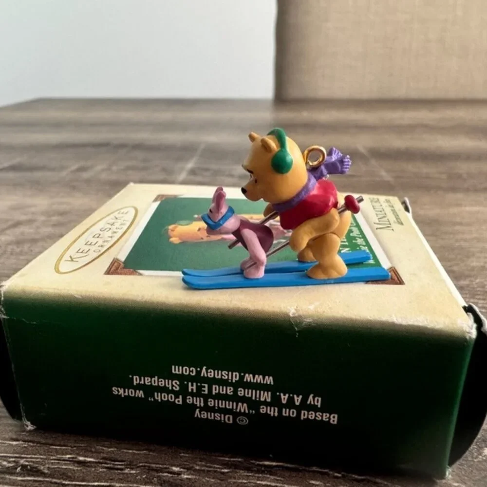 2002 Miniature-Disney's Winnie The Pooh 